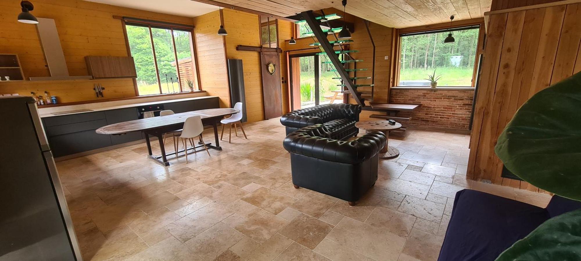 La Maison Dans Les Bois Soucelles Екстериор снимка